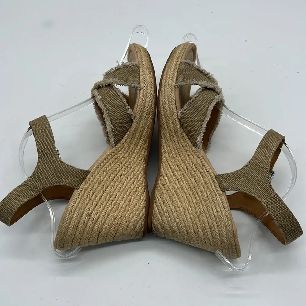 b.o.c  Espadrilles with Wedge Heel size 9